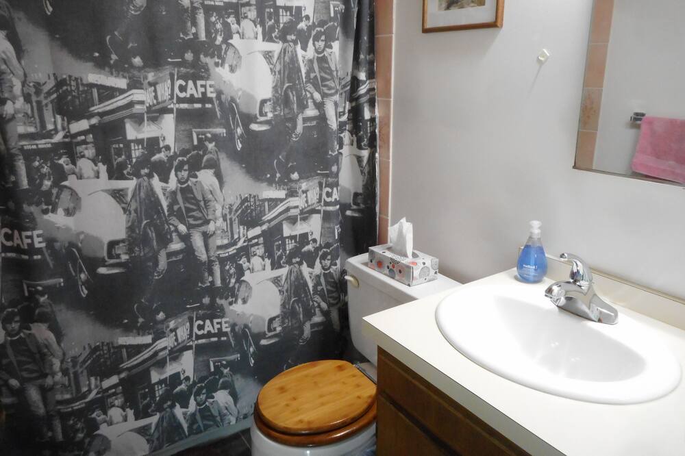 Photo of Bathroom in Whitehorse