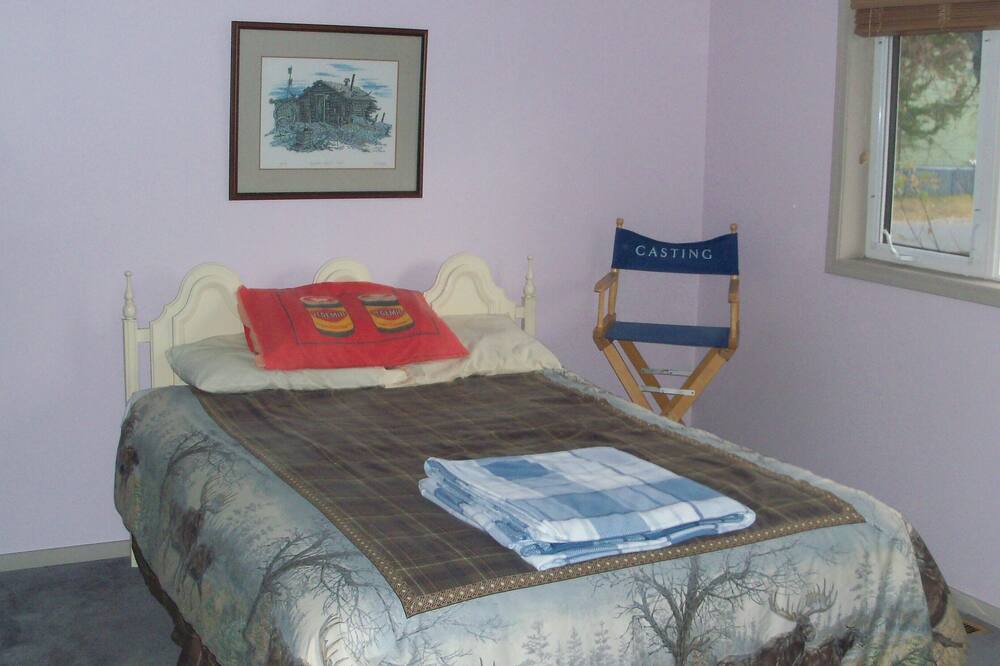 Photo of Bedroom in Whitehorse