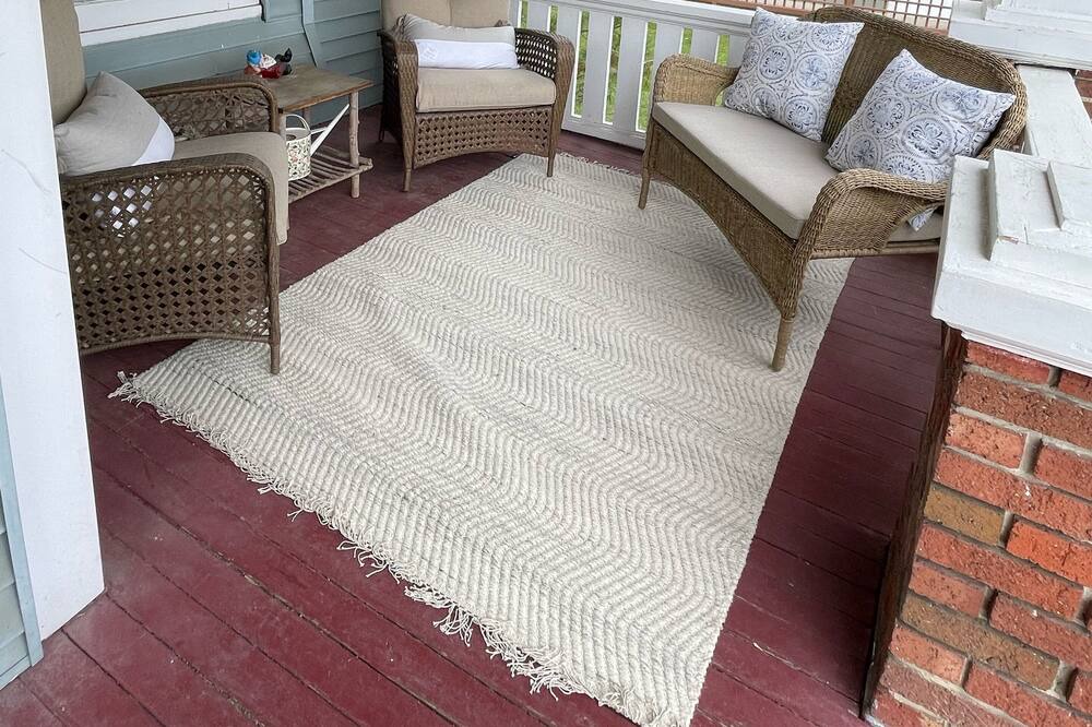 Photo of Patio Balcony in Hillhurst