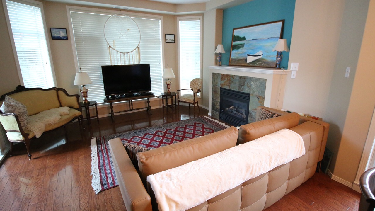 Photo of Livingroom in Kelowna Central Business District