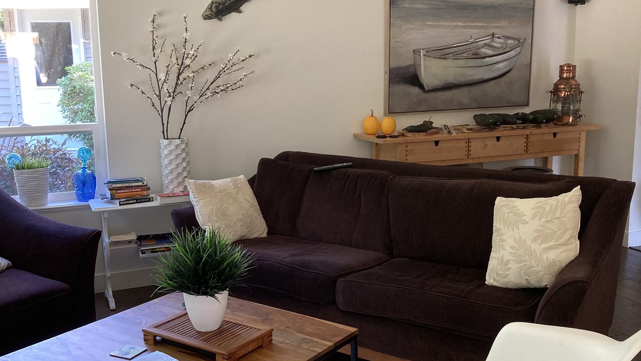 Photo of Livingroom in Gibsons