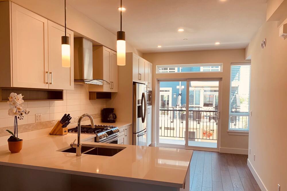 Photo of Bedroom in Tsawwassen