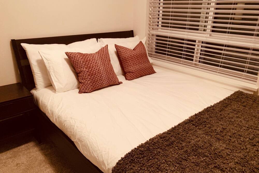 Photo of Bedroom in Tsawwassen