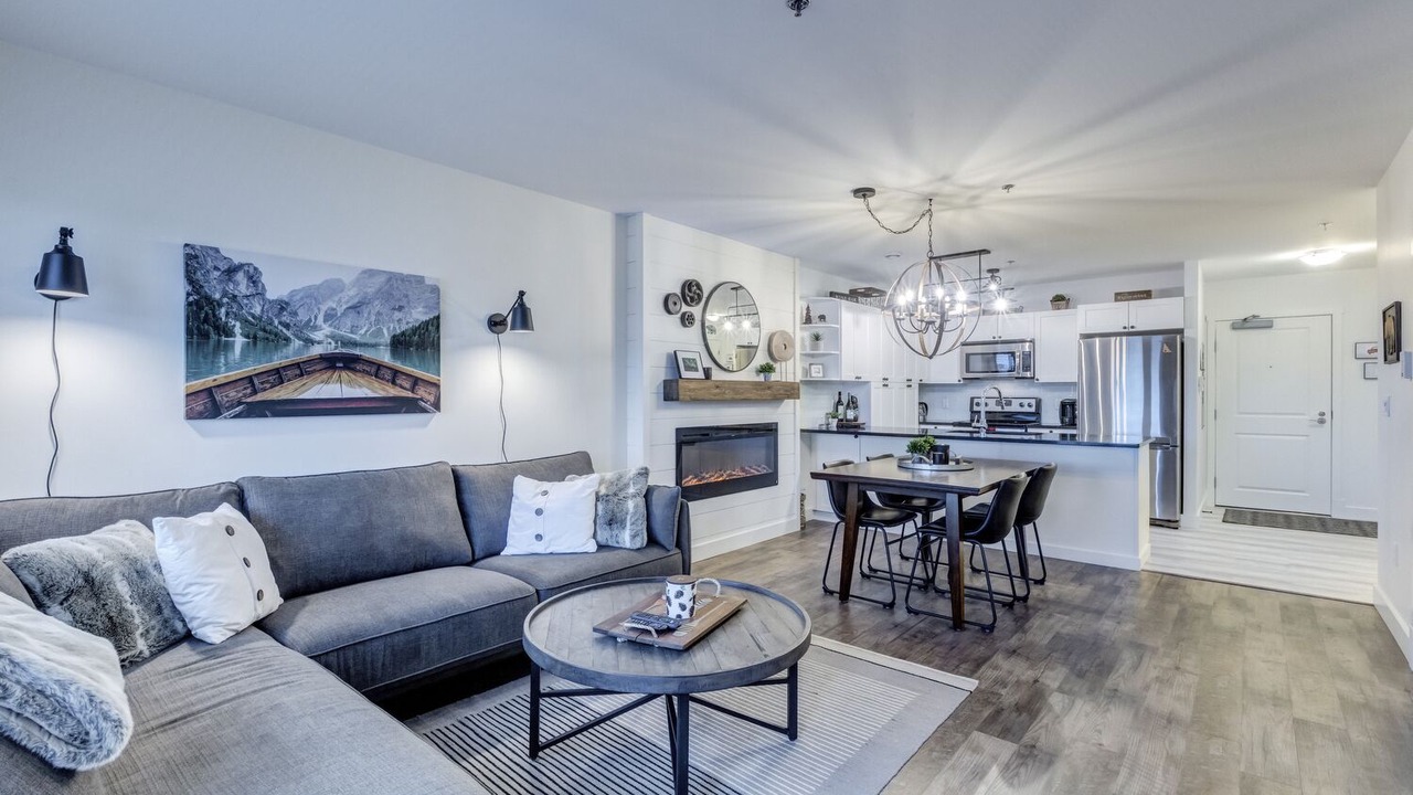Photo of Livingroom in Whitehorse