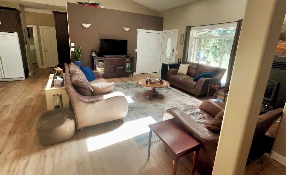 Photo of Livingroom in Vernon