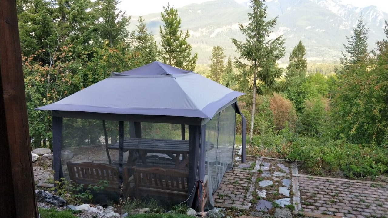 Photo of Outdoor in Golden