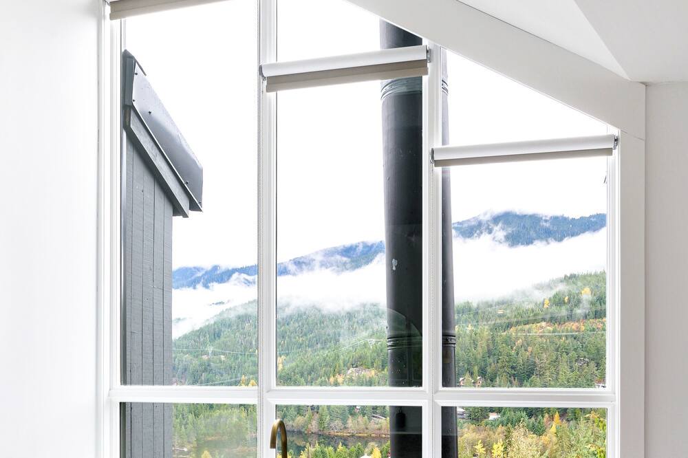 Photo of Bathroom in Whistler Creekside