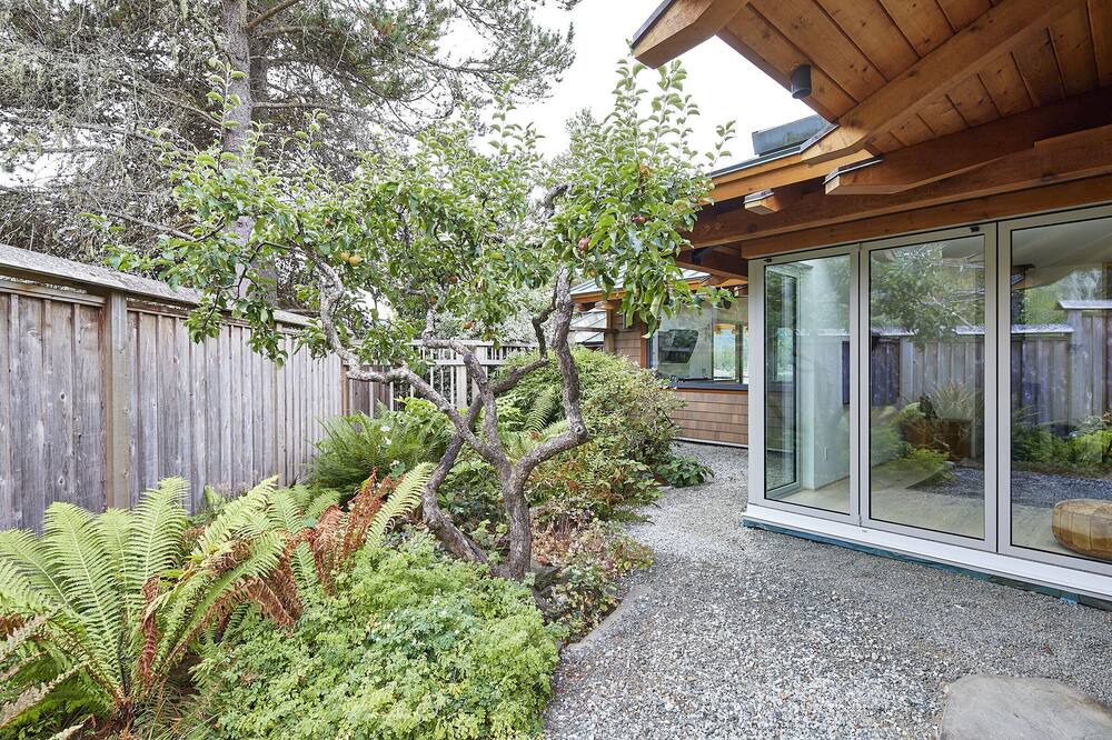 Photo of Others in Salt Spring Island