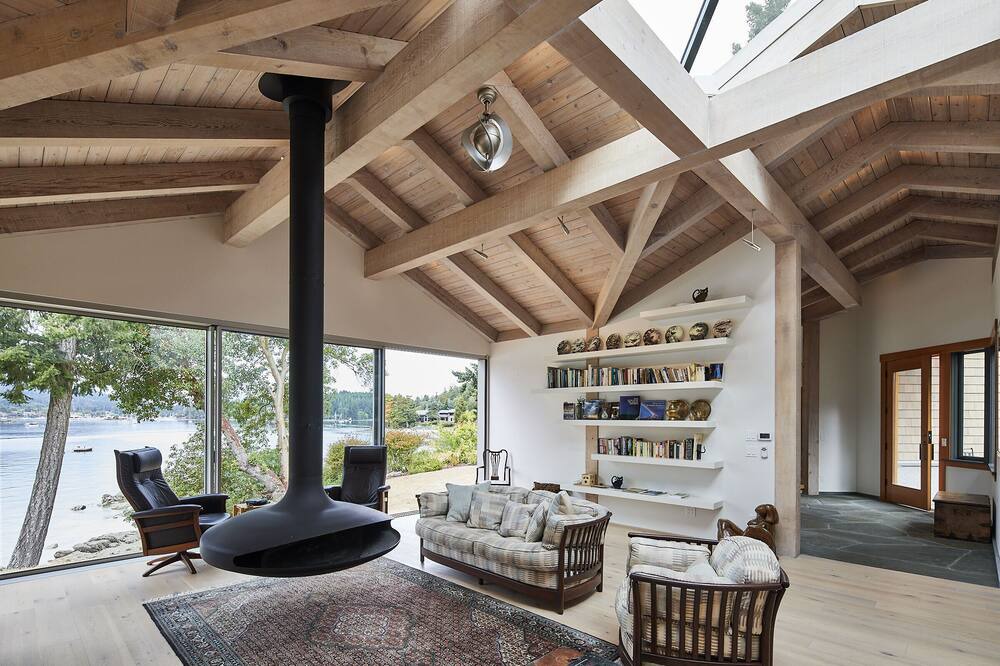 Photo of Livingroom in Salt Spring Island