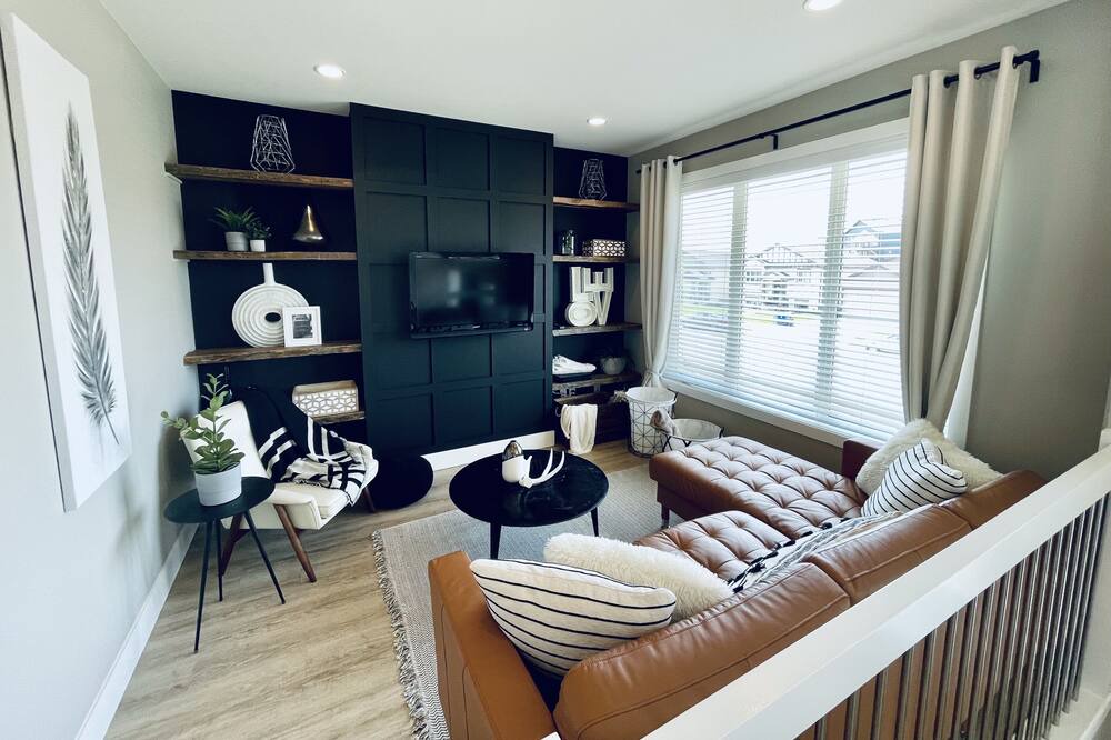 Photo of Livingroom in Lethbridge