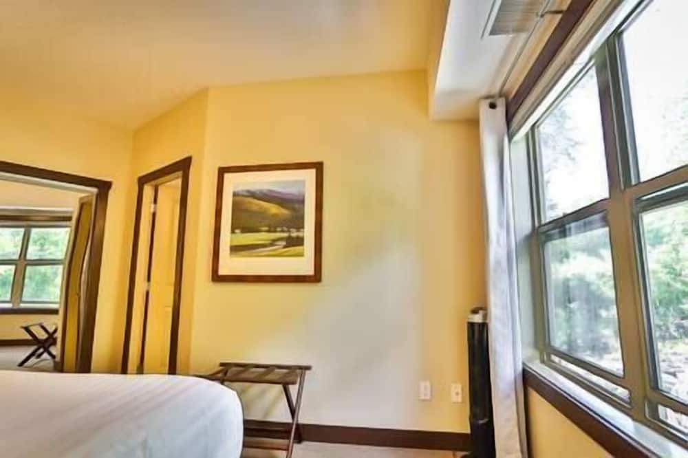 Photo of Bedroom in East Kootenay
