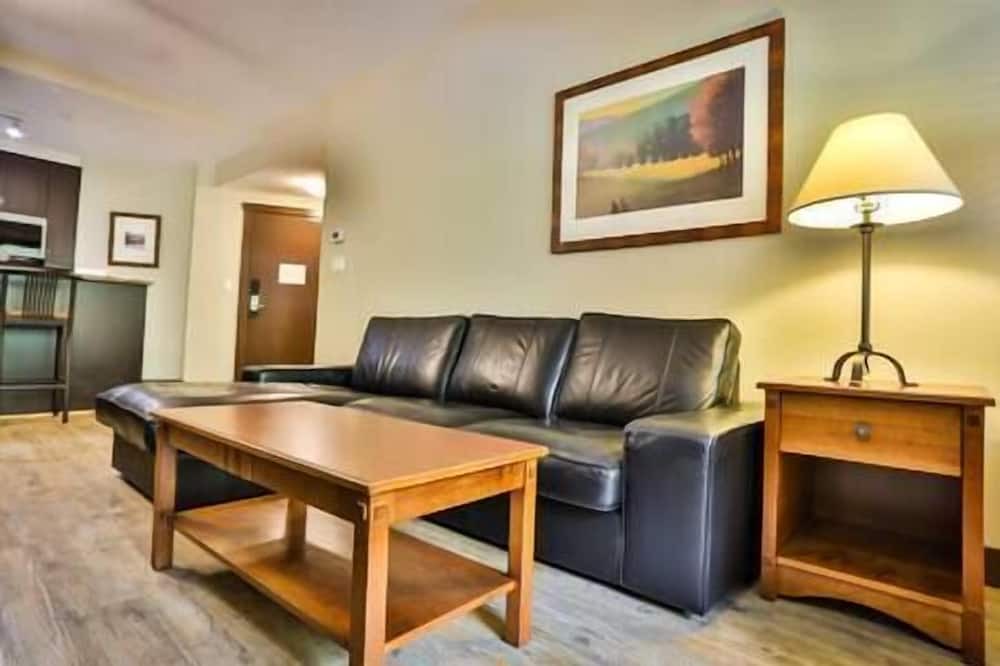 Photo of Livingroom in East Kootenay