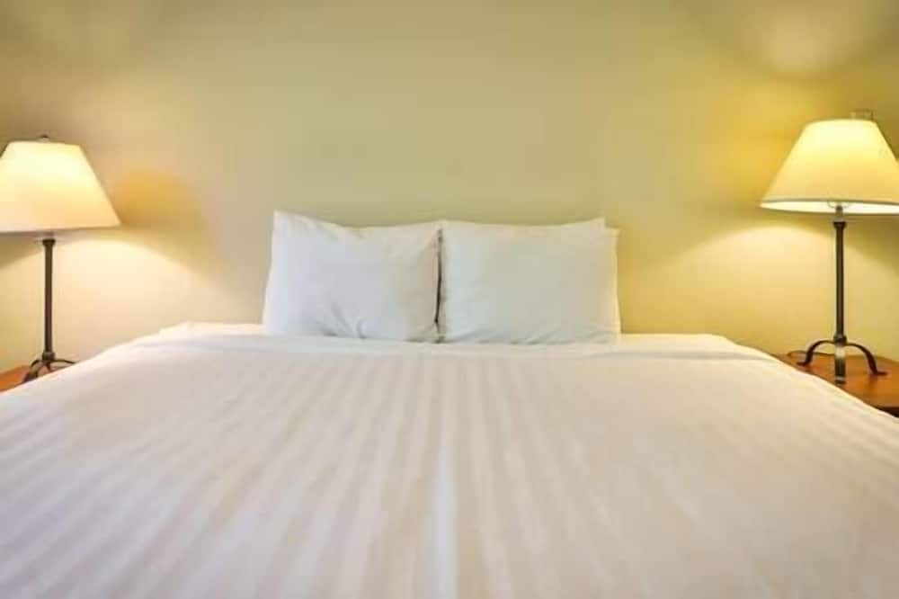 Photo of Bedroom in East Kootenay
