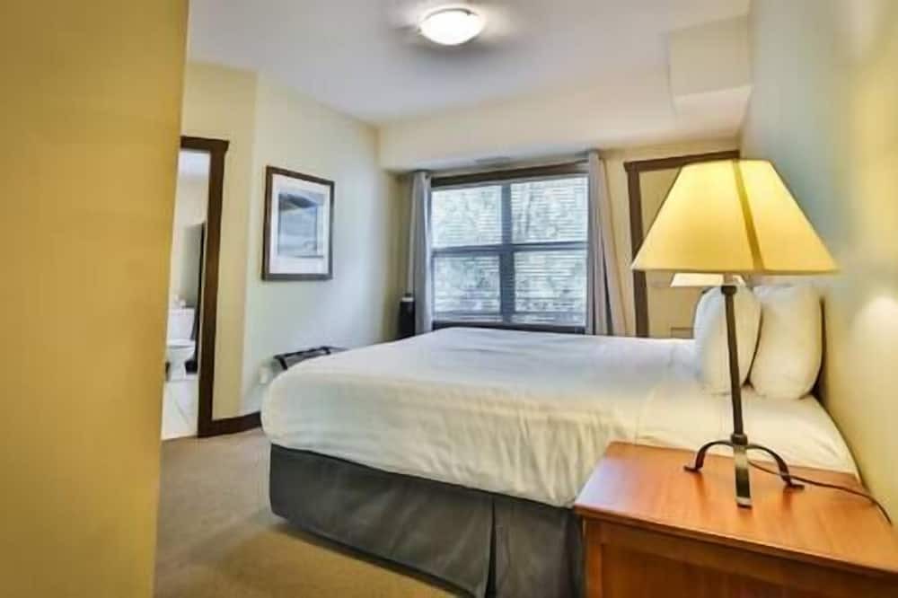 Photo of Bedroom in East Kootenay