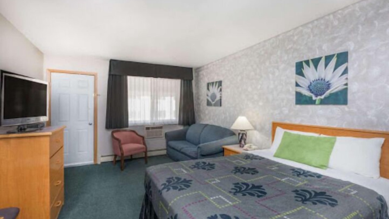 Photo of Bedroom in Fort Nelson