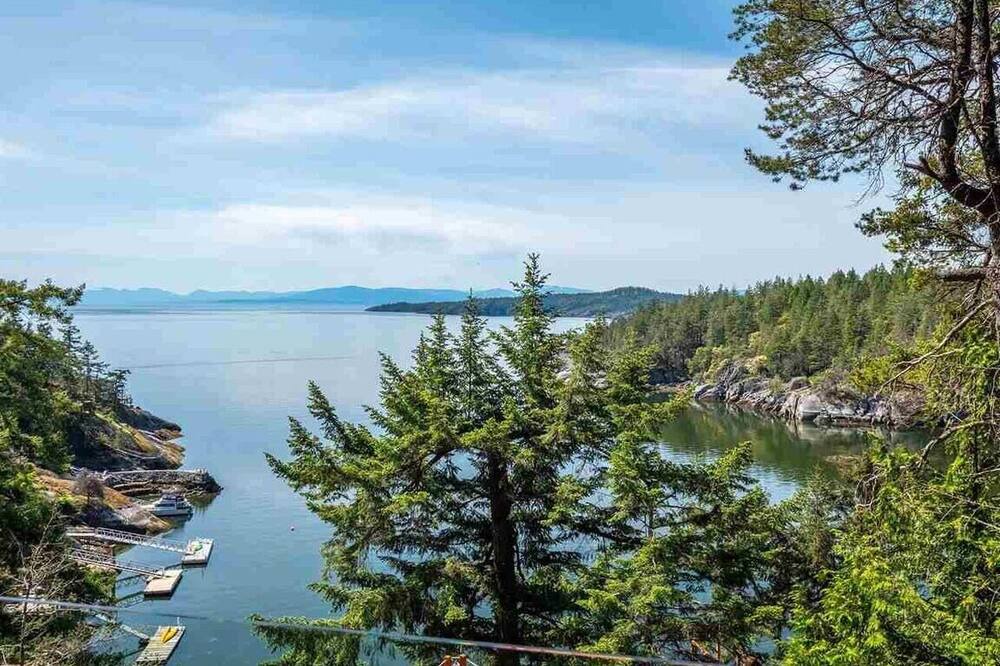 Photo of Others in Halfmoon Bay
