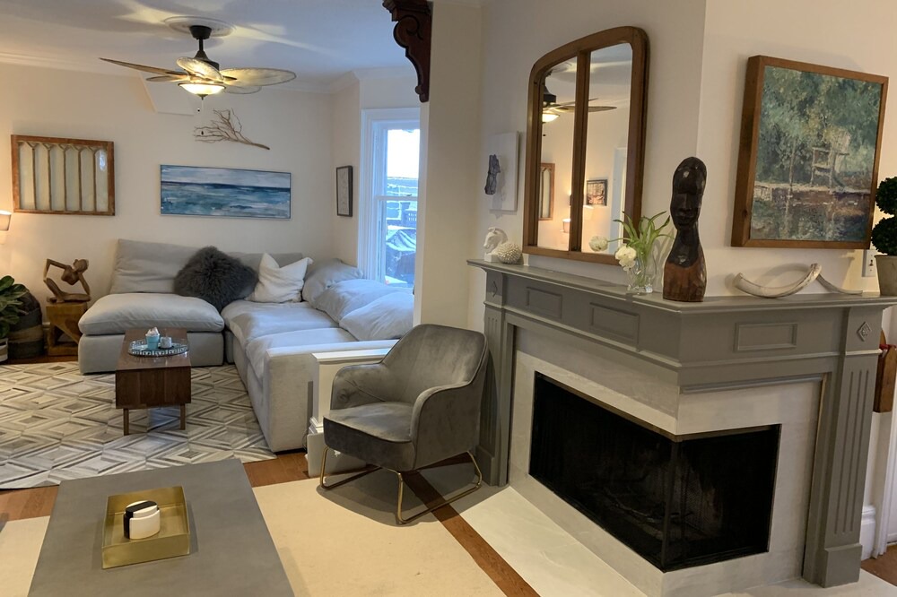 Photo of Livingroom in The Beaches