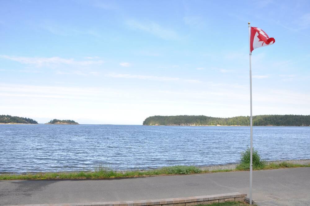 Photo of Others in Departure Bay