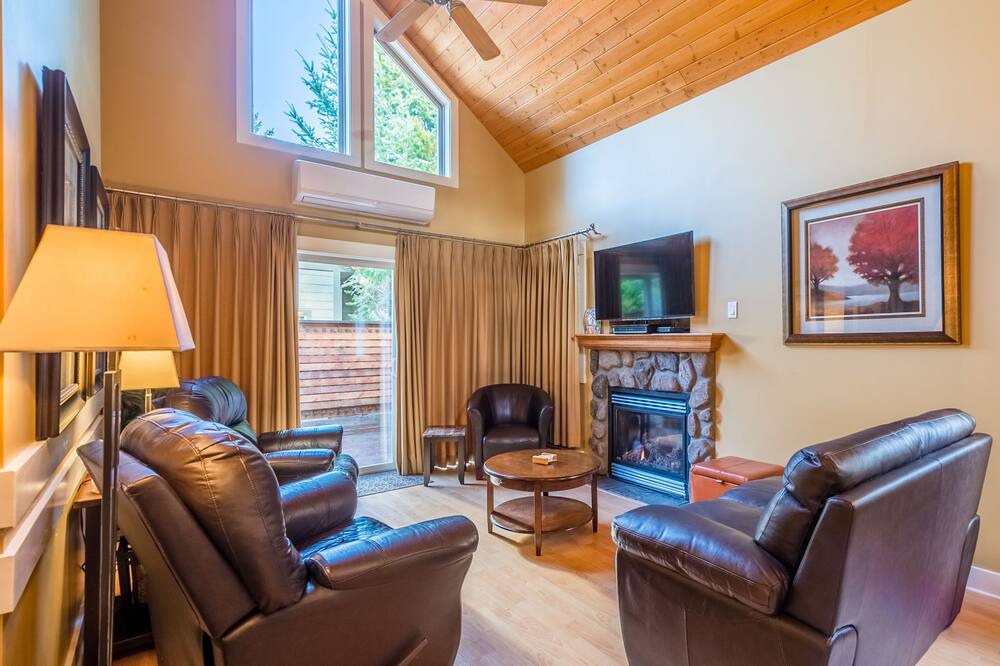 Photo of Livingroom in Regional District of Nanaimo