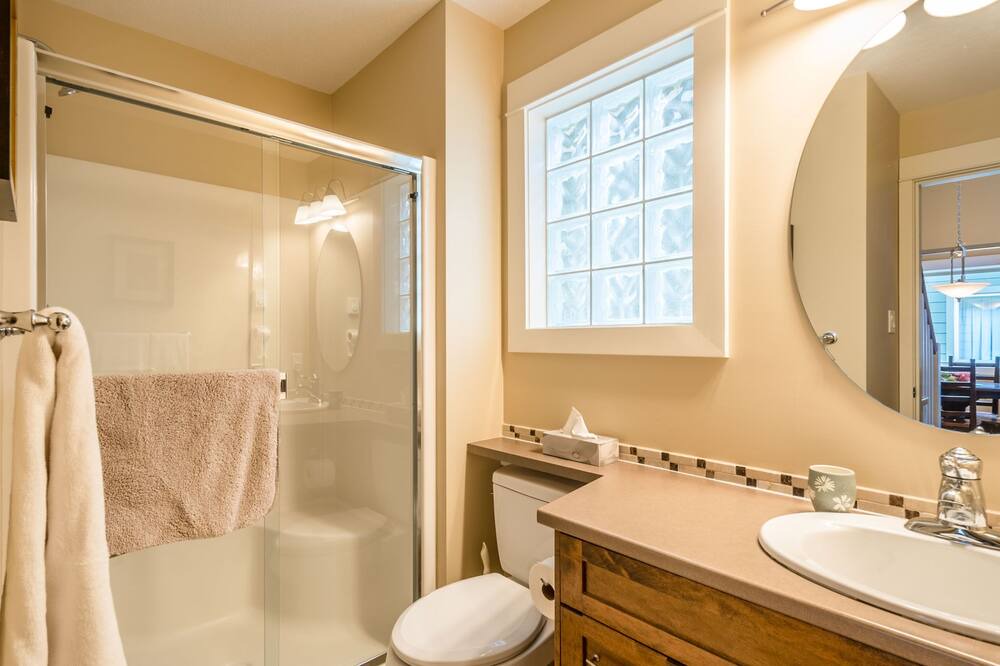 Photo of Bathroom in Regional District of Nanaimo