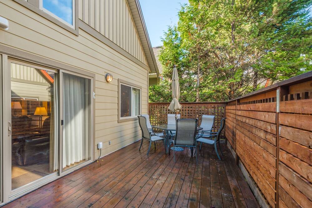 Photo of Patio Balcony in Regional District of Nanaimo