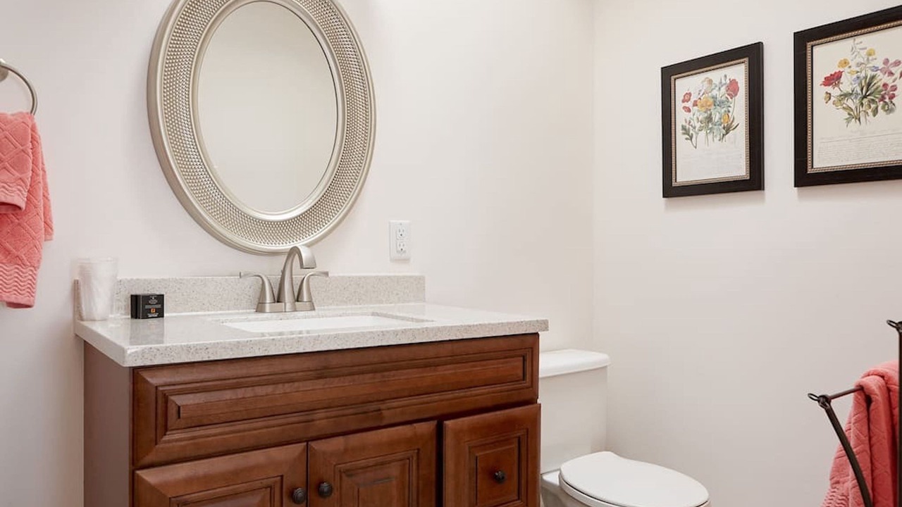 Photo of Bathroom in Glen Williams