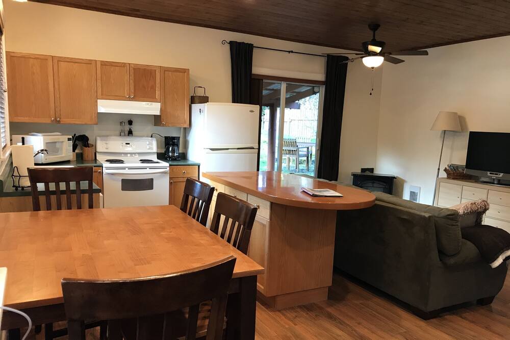 Photo of Kitchen in Regional District of Nanaimo