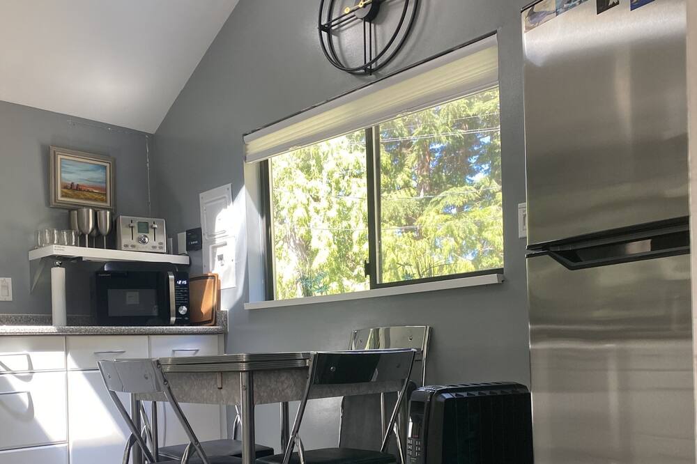 Photo of Kitchen in Irvines Landing