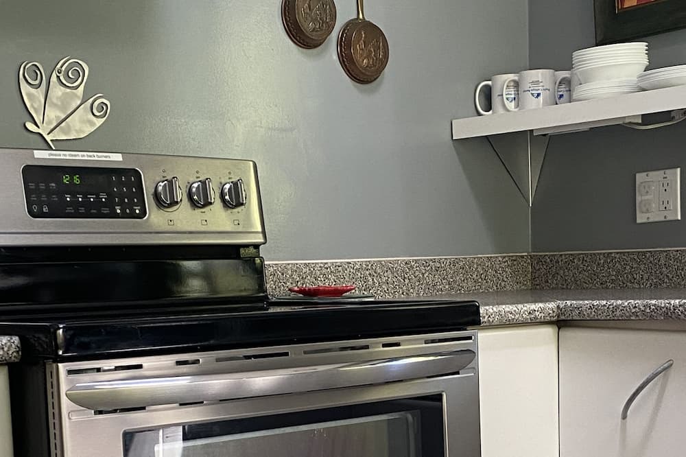 Photo of Kitchen in Irvines Landing