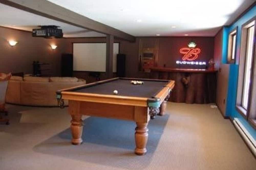 Photo of Bedroom in Sicamous