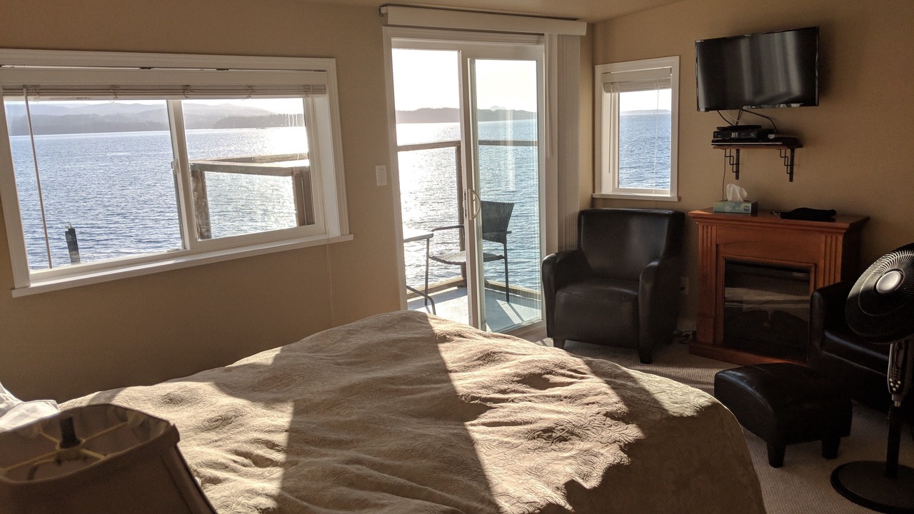 Photo of Others in Alert Bay