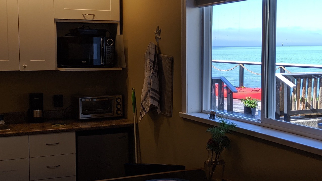 Photo of Bedroom in Alert Bay