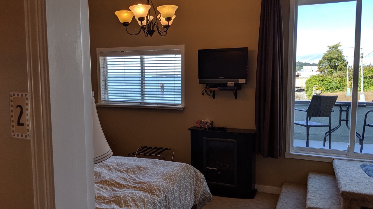 Photo of Bedroom in Alert Bay