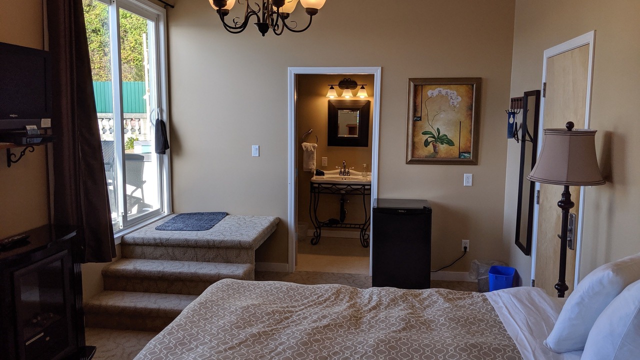 Photo of Bedroom in Alert Bay
