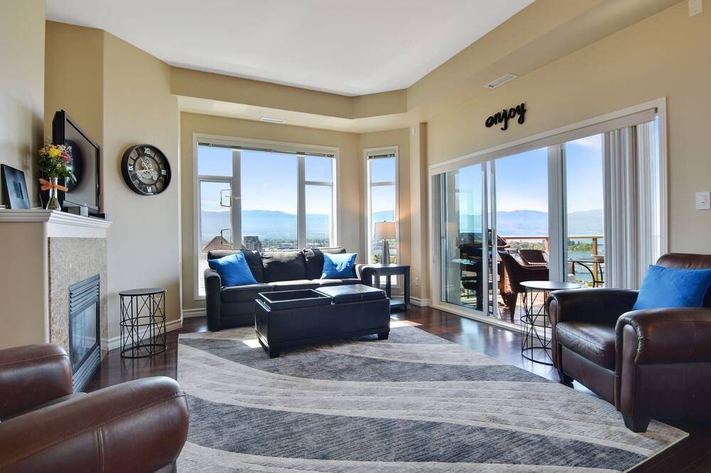 Photo of Livingroom in Central Okanagan