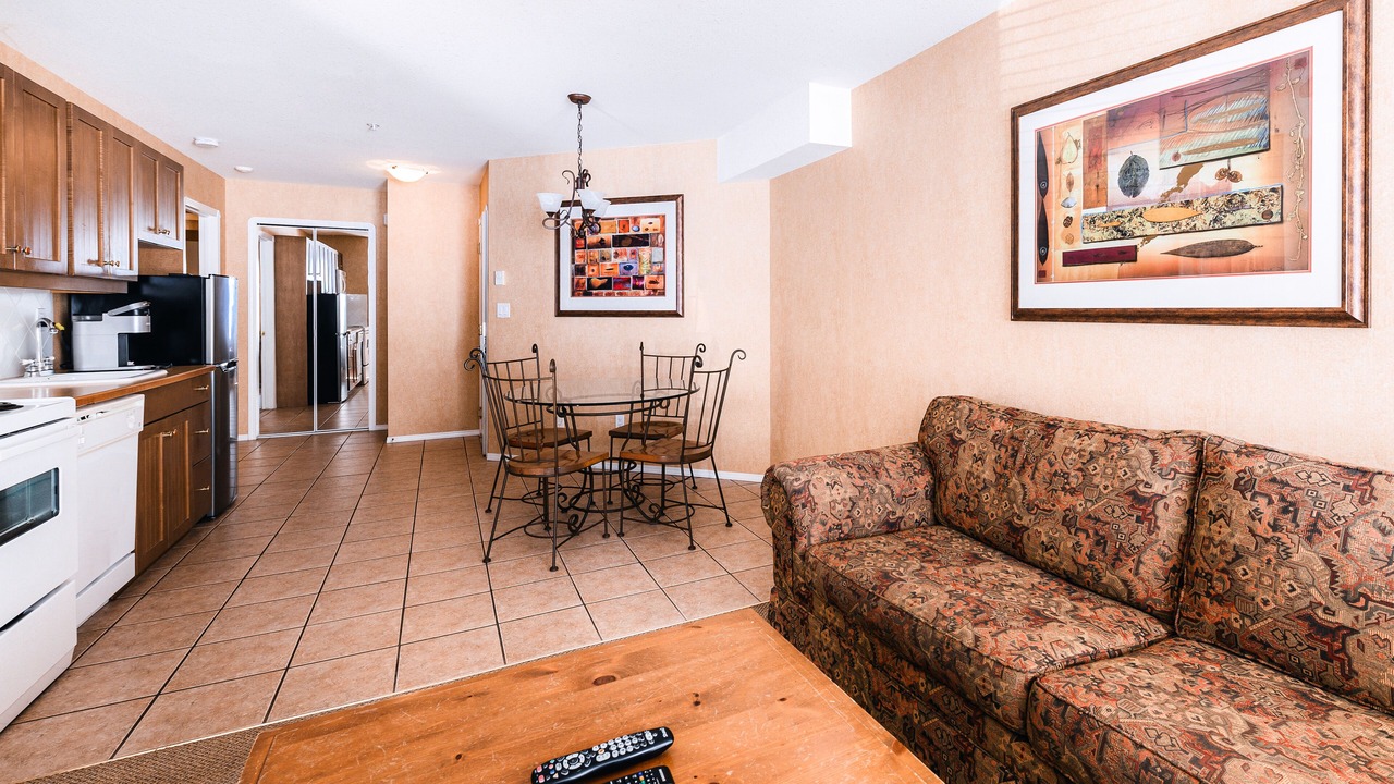 Photo of Livingroom in East Kootenay