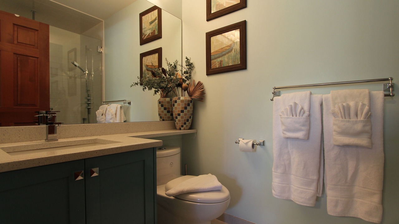 Photo of Bathroom in Village North