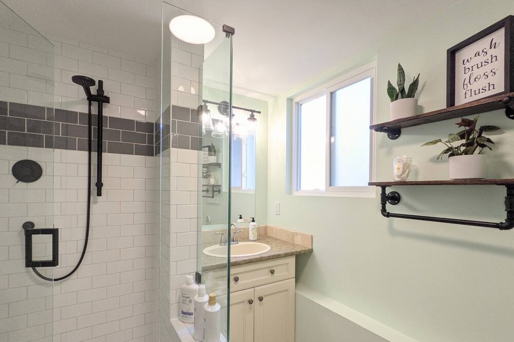 Photo of Bathroom in Abbotsford