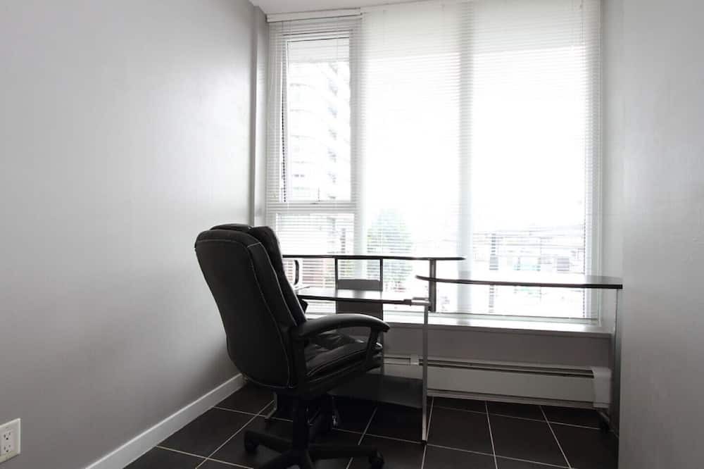 Photo of Bedroom in Crosstown