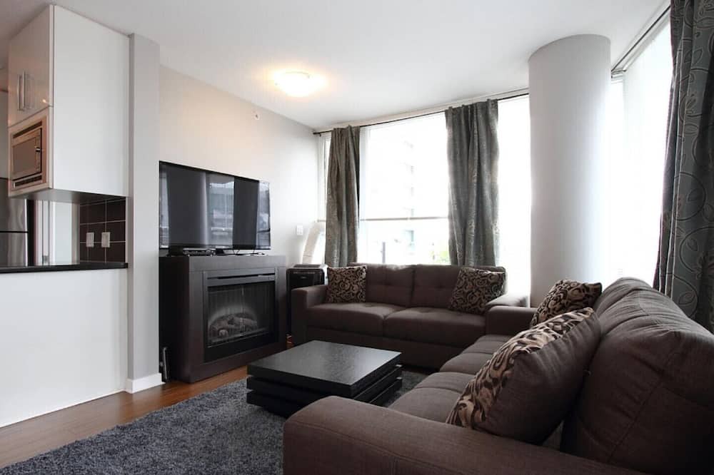 Photo of Livingroom in Crosstown
