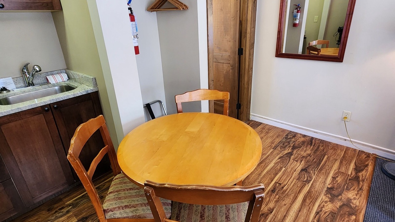 Photo of Kitchen in Waterton Park