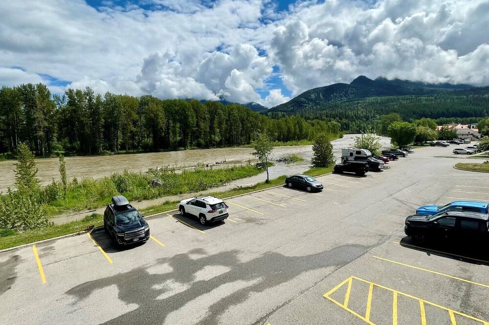 Photo of Others in Fernie
