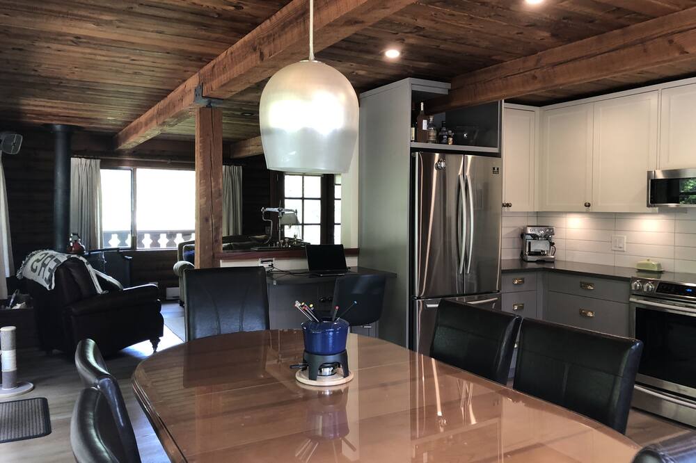 Photo of Kitchen in Pinecrest Estates