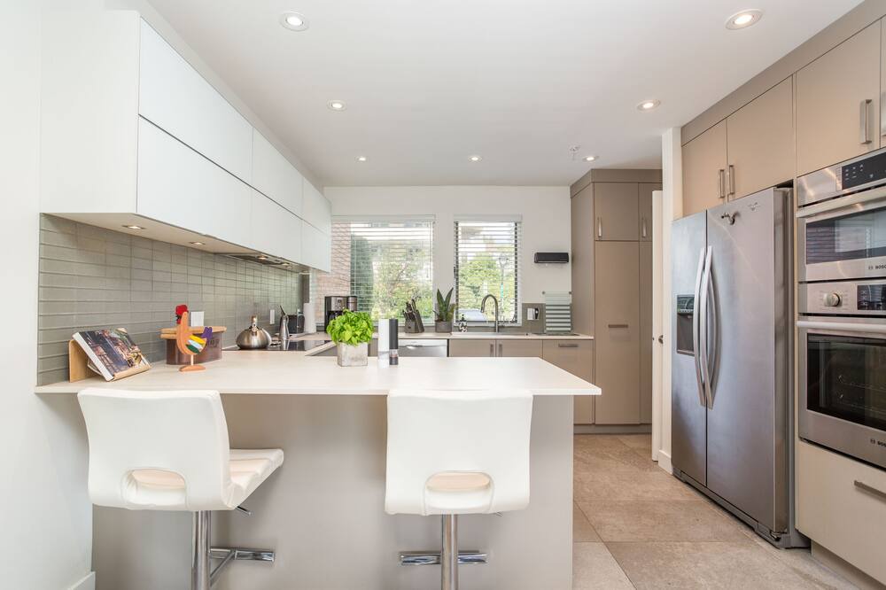 Photo of Kitchen in Hollyburn