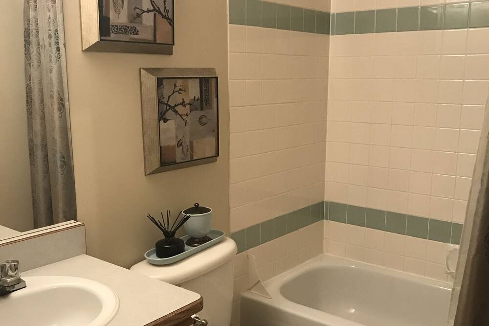 Photo of Bathroom in Sicamous