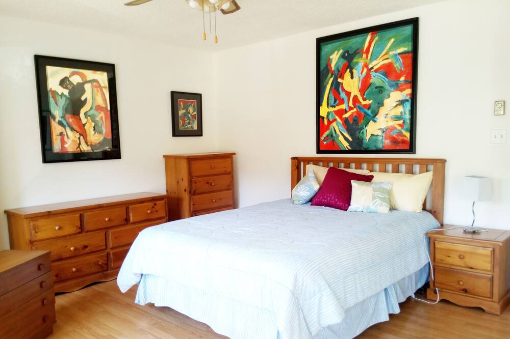 Photo of Bedroom in Cordova Bay