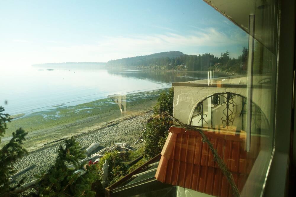 Photo of Others in Cordova Bay