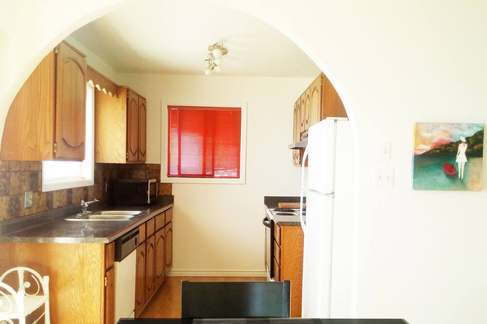 Photo of Kitchen in Cordova Bay