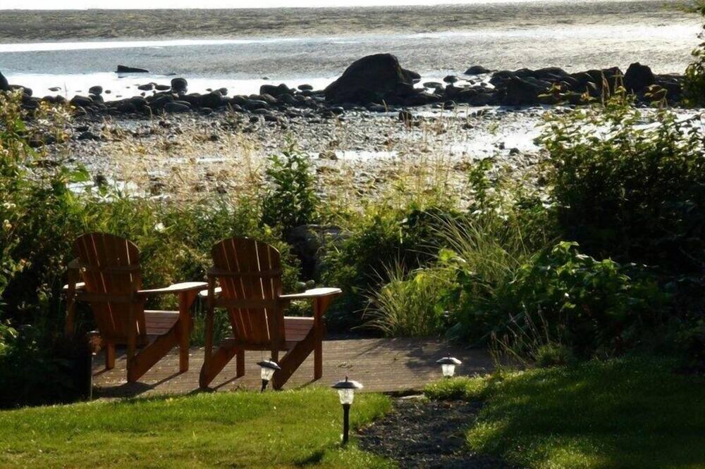 Photo of Others in Courtenay