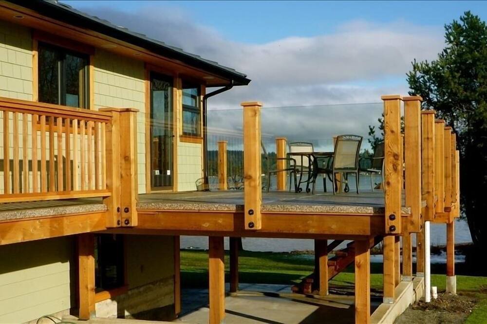 Photo of Others in Courtenay